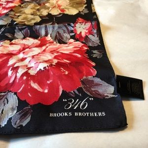 Brooks Brothers 346 Floral Scarf
